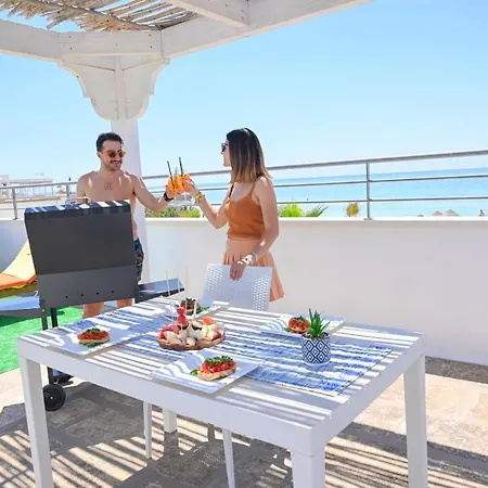 Monolocale E Bilocale Hookipa, Vista Mare! Holiday home *